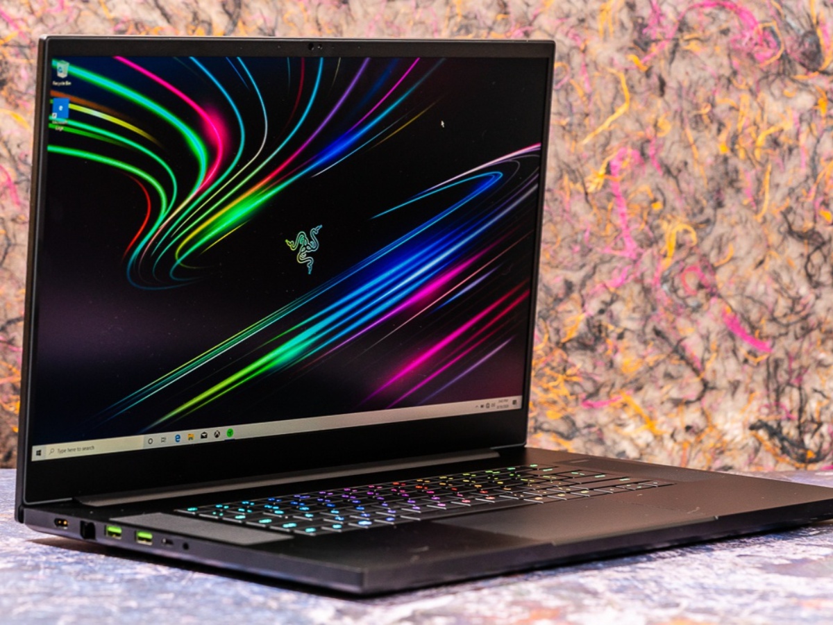 بررسی و مقایسه لپ‌تاپ‌های گیمینگ قدرتمند مانند Razer Blade 17